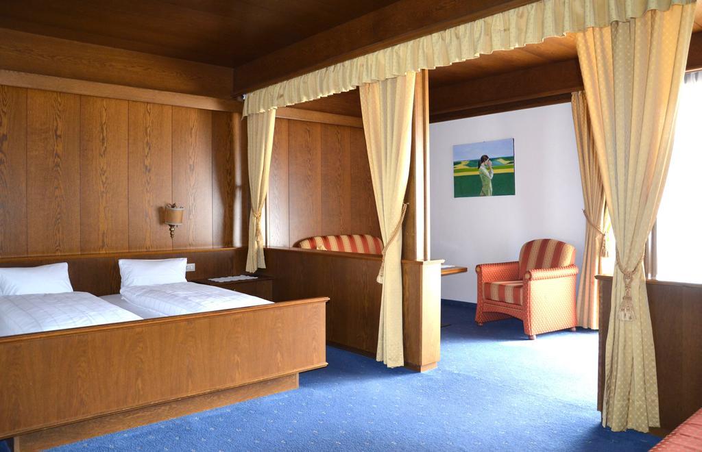 Hotel Kreuz リフィアーノ 部屋 写真